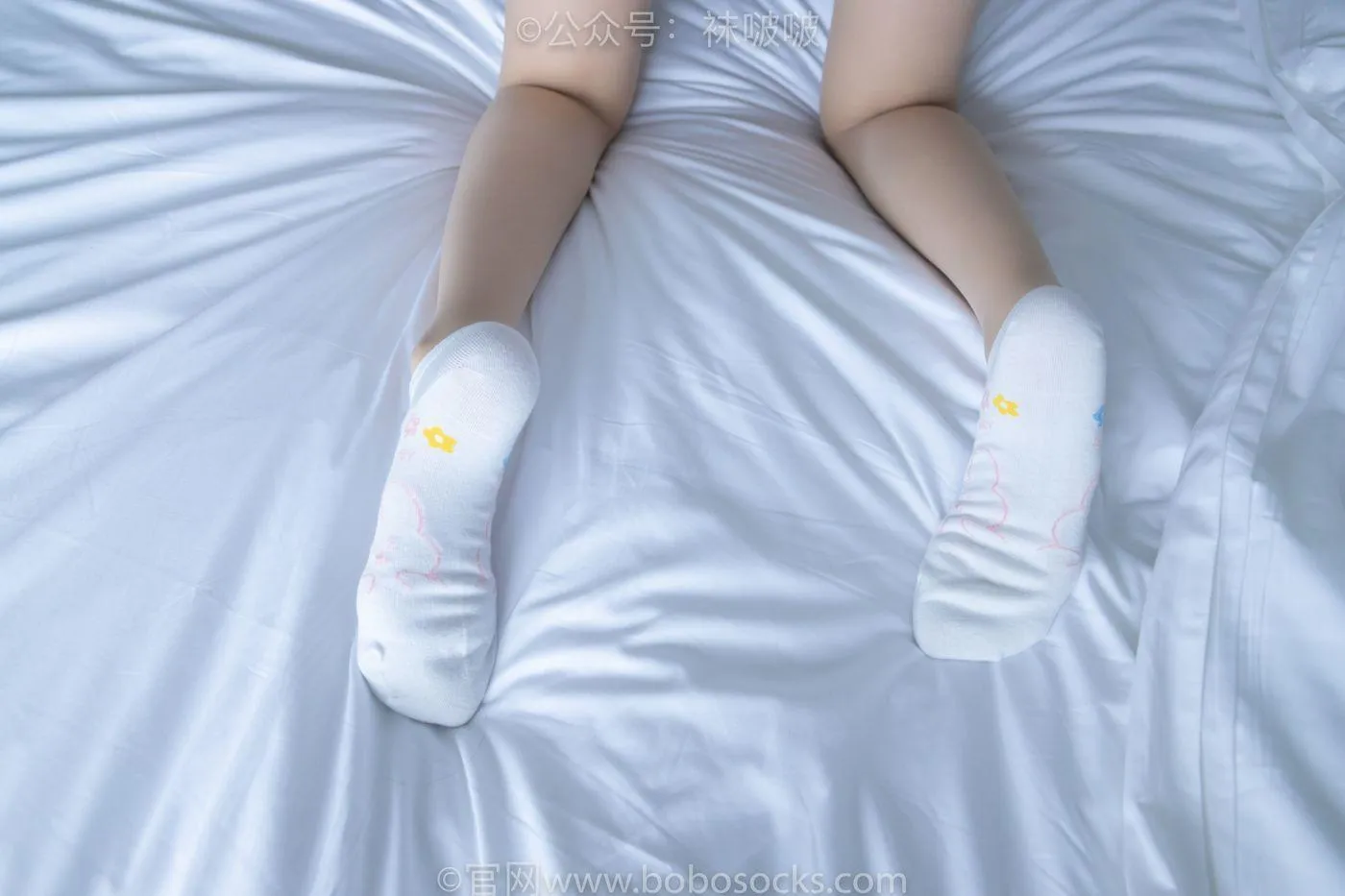[BoBoSocks袜啵啵]NO.015 稚予-阿迪板鞋、白色短棉袜、肉丝 [135P]插图4